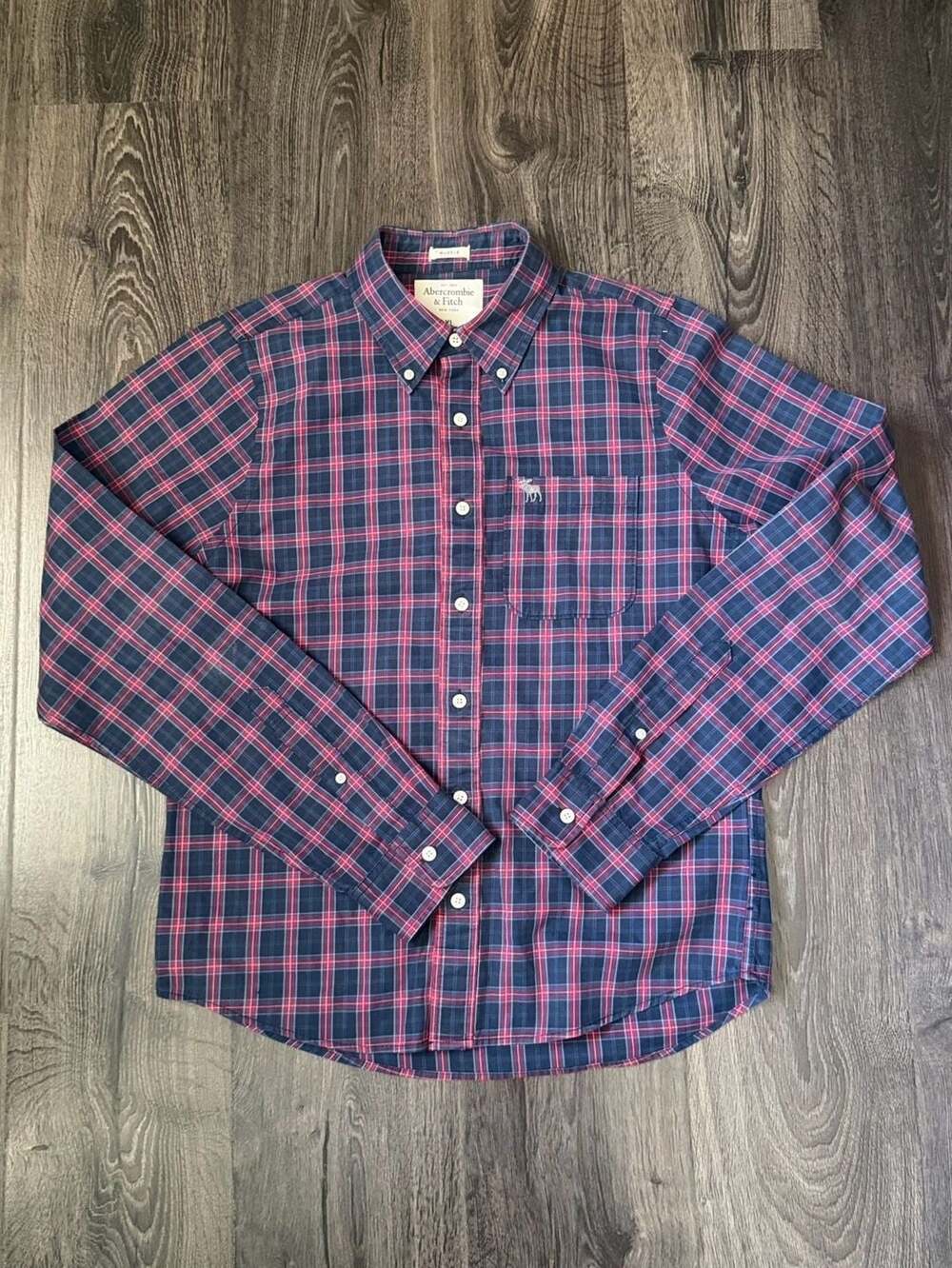 Abercrombie & Fitch Muscle Fit Long Sleeve Plaid Button Down Shirt